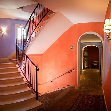 Отель Residenza Dei Fiori 4*