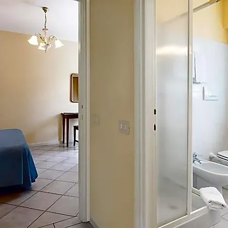 Residenza Dei Fiori 4*