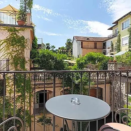 Residenza Dei Fiori Отель 4*